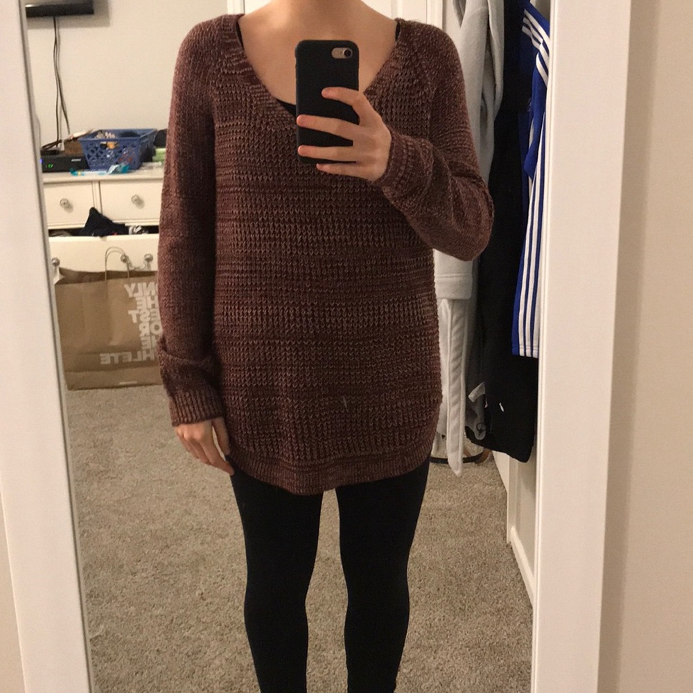 Maroon sweater